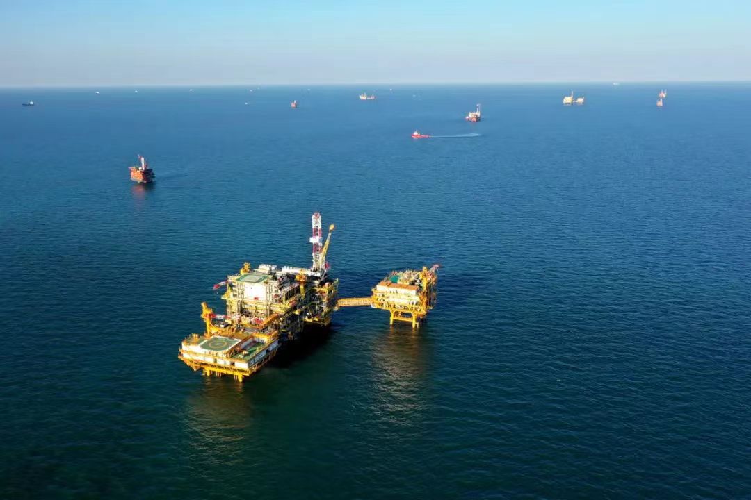 China beginnt mit der Bohrung einer ultratiefen Ölquelle im Tarim-Becken